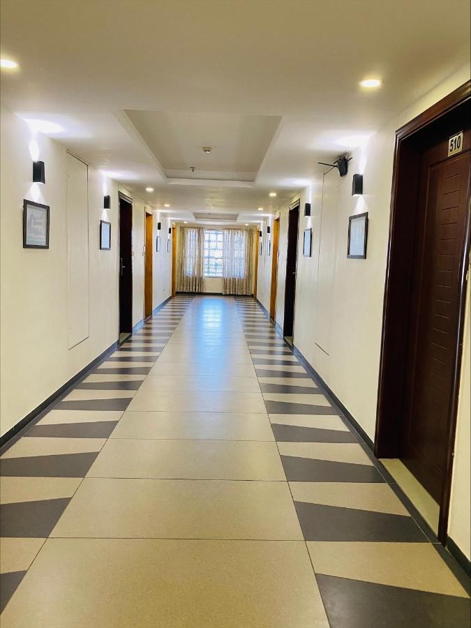 Apricot Hotel , Amhedabad Dış mekan fotoğraf