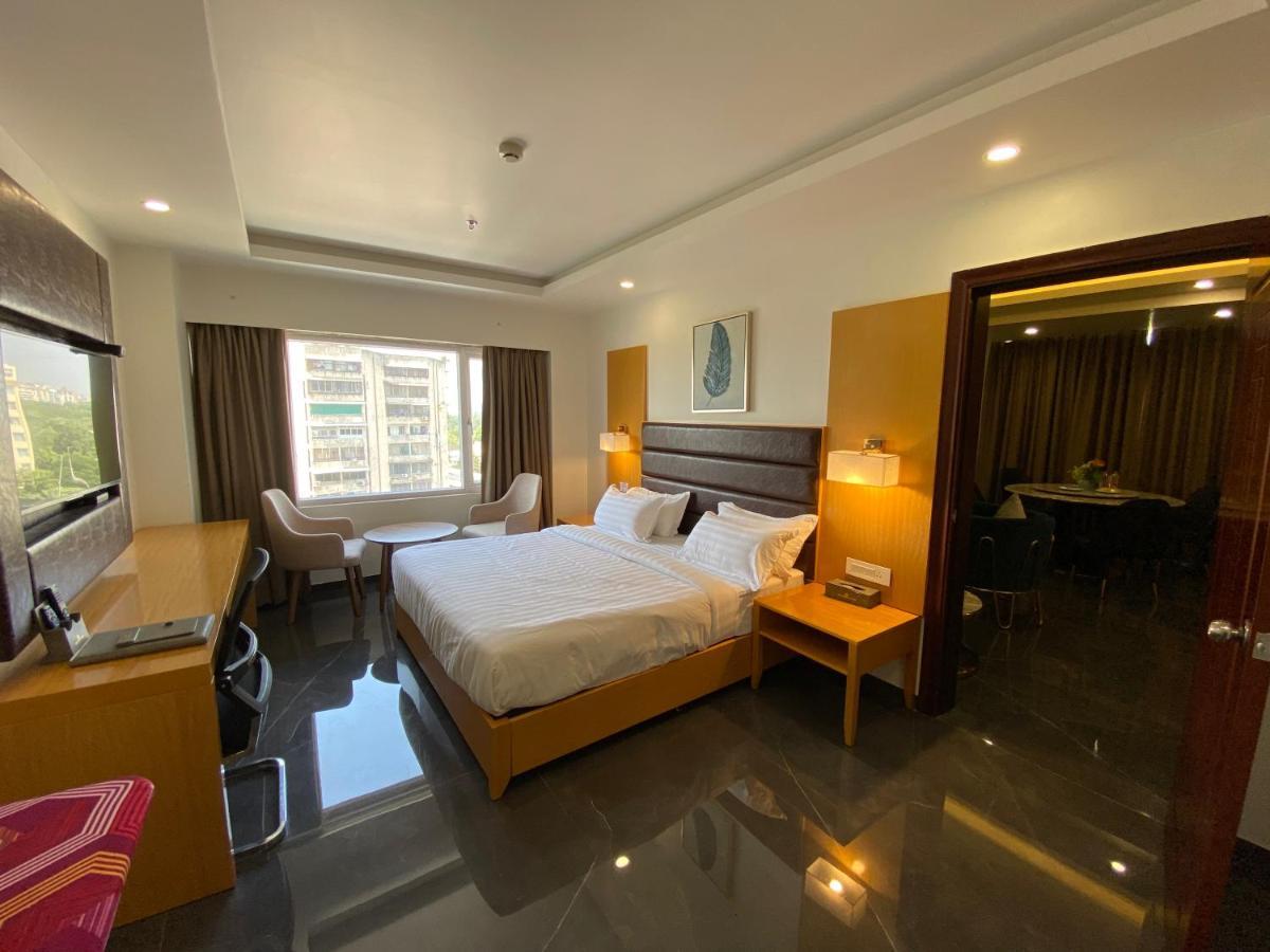 Apricot Hotel , Amhedabad Dış mekan fotoğraf