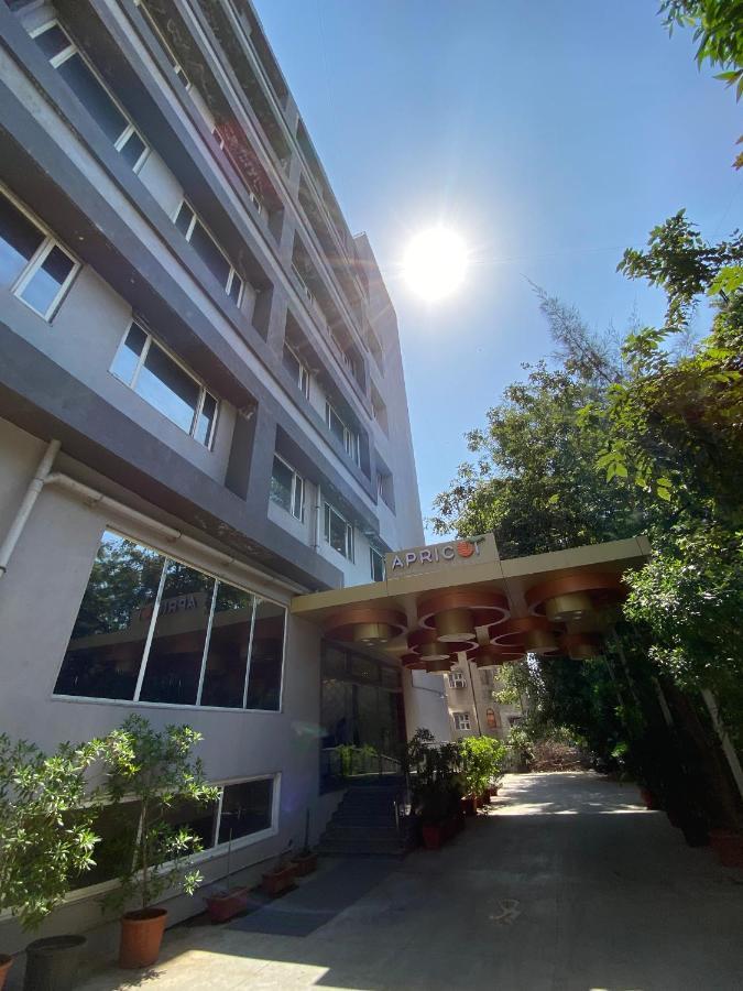 Apricot Hotel , Amhedabad Dış mekan fotoğraf